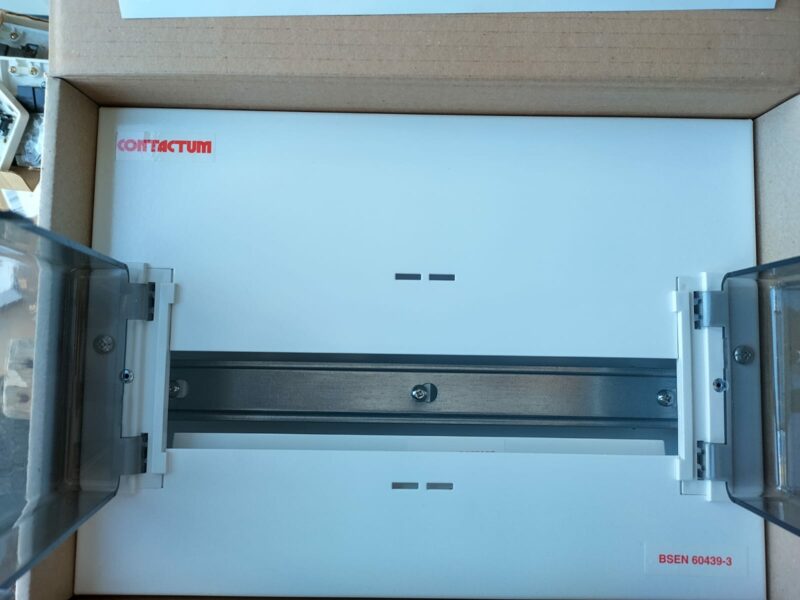 Contactum FBA14 14 Mod Metal Consumer Unit Enclosure – No Knockouts - Image 2